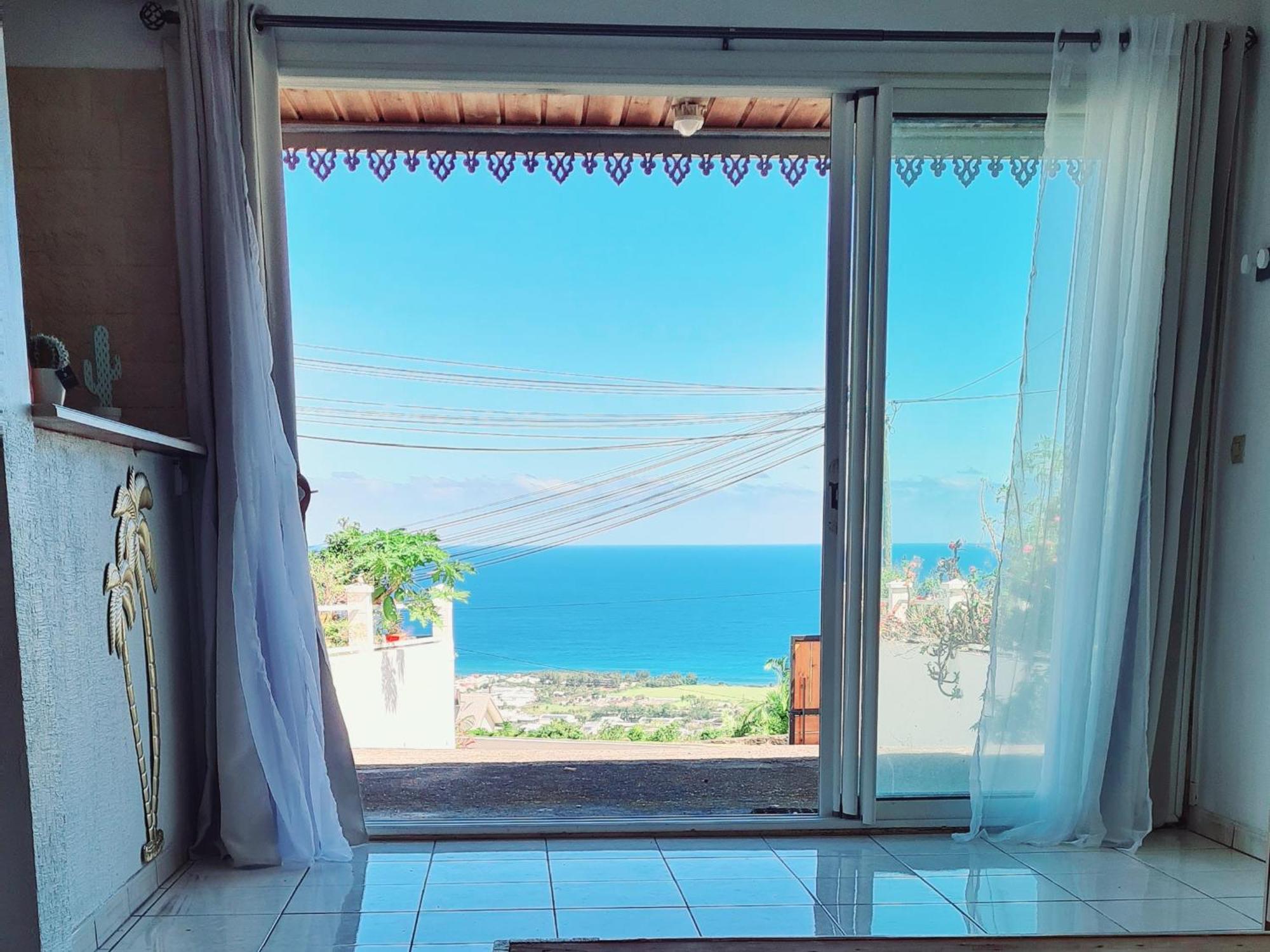 Le Cocon De Madana Daire Saint-Joseph Dış mekan fotoğraf
